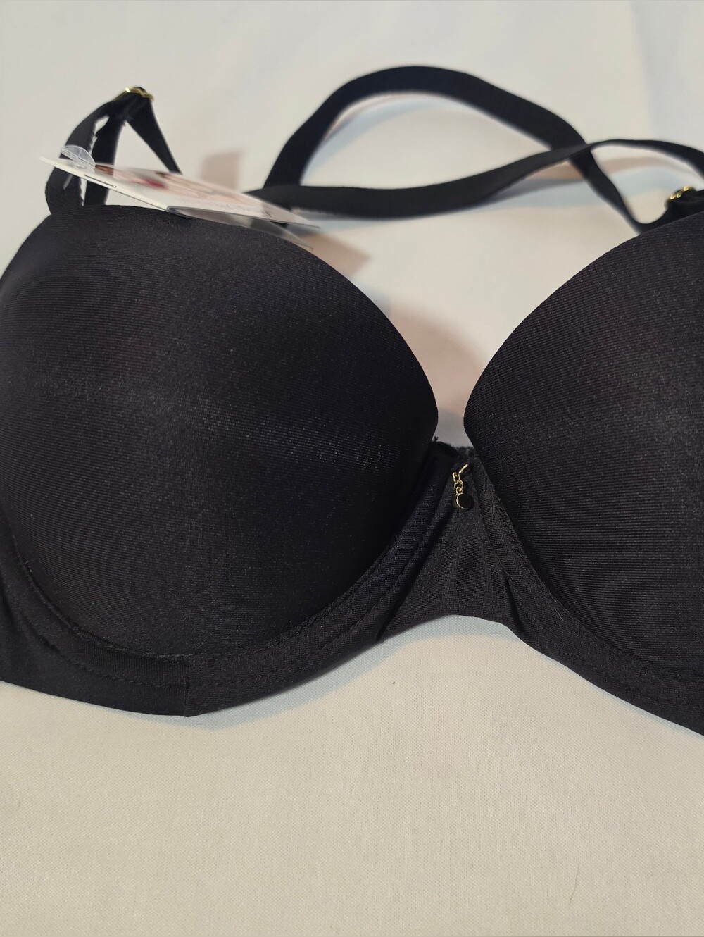 Smart & Sexy Black Molded convertable T-Shirt Bra with Light Padding